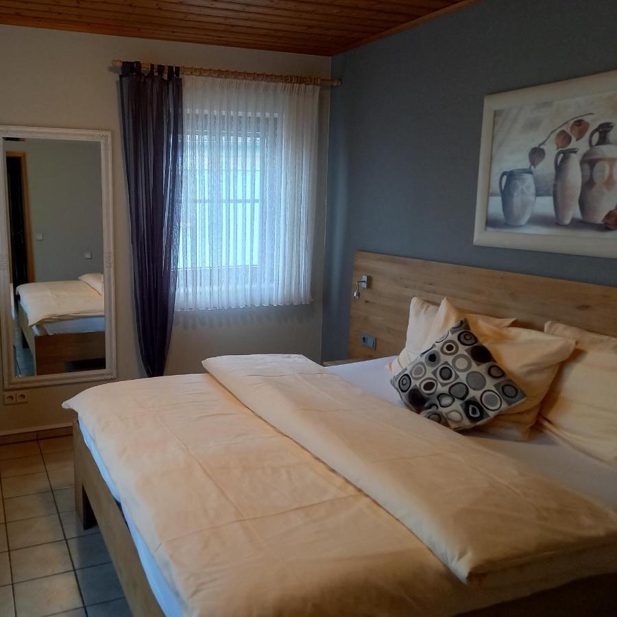 Hotel Lindenhof Rödermark Екстериор снимка
