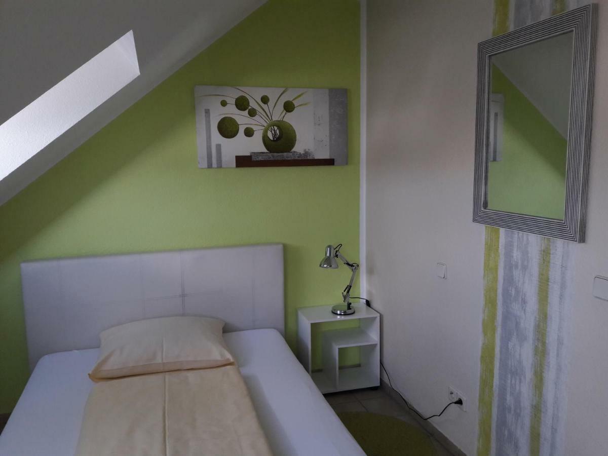 Hotel Lindenhof Rödermark Екстериор снимка